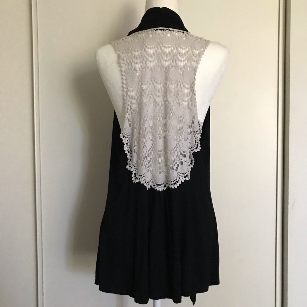 Embroidered Cardigan Vest